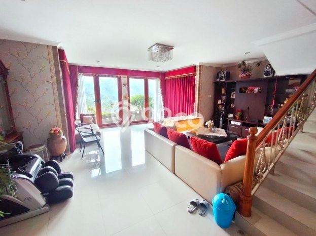 Rumah Terawat di Resor Dago Pakar, Bandung, Luas 150m² LB 230m² DIJUAL CEPAT! Rumah Terawat di Resor Dago Pakar, Bandung, Luas 150m² LB 230m² DIJUAL CEPAT!