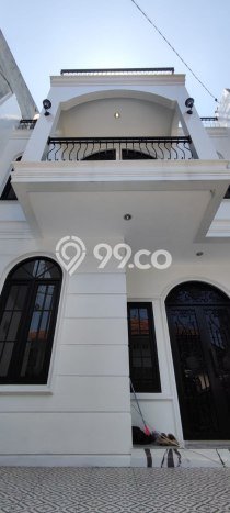 Rumah Minimalis 4 KT di Turangga Bandung Semi Furnished Rumah Minimalis 4 KT di Turangga Bandung Semi Furnished