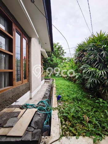 Rumah Mewah LB 200m2 Siap Huni Desain Elegan di Turangga, Bandung Rumah Mewah LB 200m2 Siap Huni Desain Elegan di Turangga, Bandung