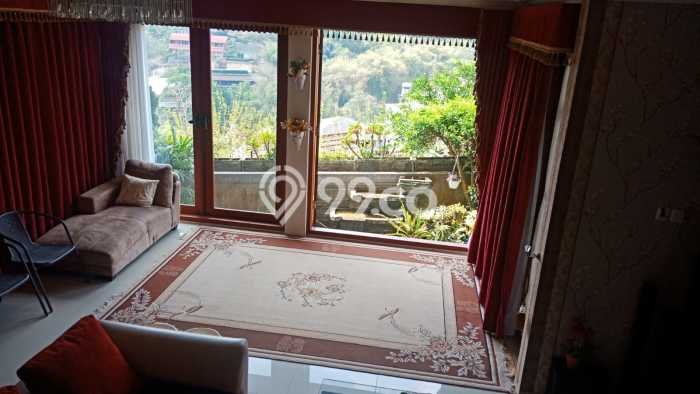 Rumah Idaman Modern! Rumah 2 Lantai di Dago, Bandung, Luas 149m² LB 230m² Rumah Idaman Modern! Rumah 2 Lantai di Dago, Bandung, Luas 149m² LB 230m²