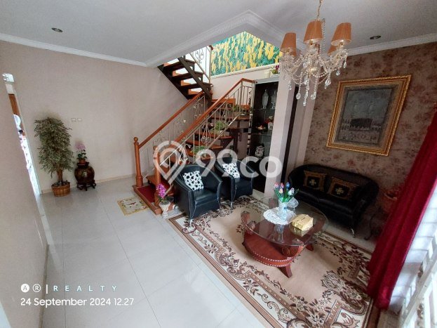 Rumah Terawat di Resor Dago Pakar, Bandung, Luas 150m² LB 230m² DIJUAL CEPAT! Rumah Terawat di Resor Dago Pakar, Bandung, Luas 150m² LB 230m² DIJUAL CEPAT!