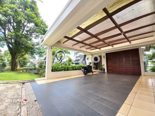 Rumah Luxury Modern Siap Huni di Resor Dago Pakar Bandung Rumah Luxury Modern Siap Huni di Resor Dago Pakar Bandung
