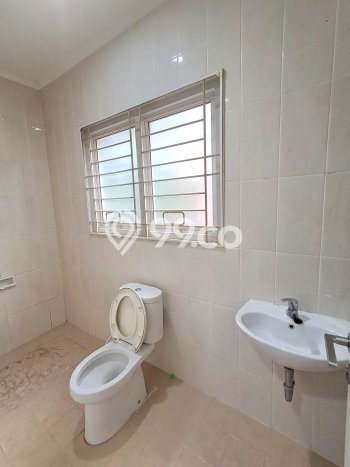 Jual Rumah Eksklusif 3 KT di Gading Serpong, Tangerang Jual Rumah Eksklusif 3 KT di Gading Serpong, Tangerang