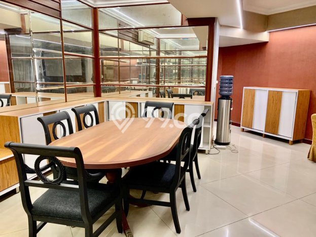 Hunian Apartemen Eksklusif untuk Dijual di Jakarta Barat dengan 3 BR & 2 Kamar Mandi Hunian Apartemen Eksklusif untuk Dijual di Jakarta Barat dengan 3 BR & 2 Kamar Mandi