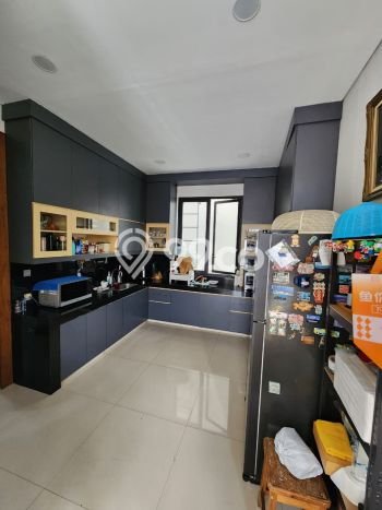 Hunian Mewah LB 790m2 Siap Huni Desain Elegan di Modernland, Tangerang Hunian Mewah LB 790m2 Siap Huni Desain Elegan di Modernland, Tangerang