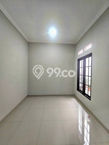 Jual Rumah Bagus Siap Huni LB 100m2 di Cinere, Depok Jual Rumah Bagus Siap Huni LB 100m2 di Cinere, Depok