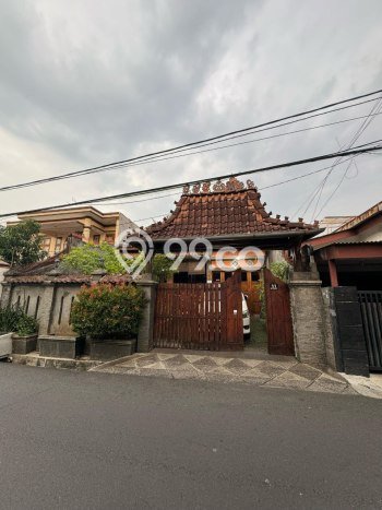 Dijual Hunian Mewah dengan Fasilitas Sekitar Lengkap di Matraman, Jakarta Timur Dijual Hunian Mewah dengan Fasilitas Sekitar Lengkap di Matraman, Jakarta Timur