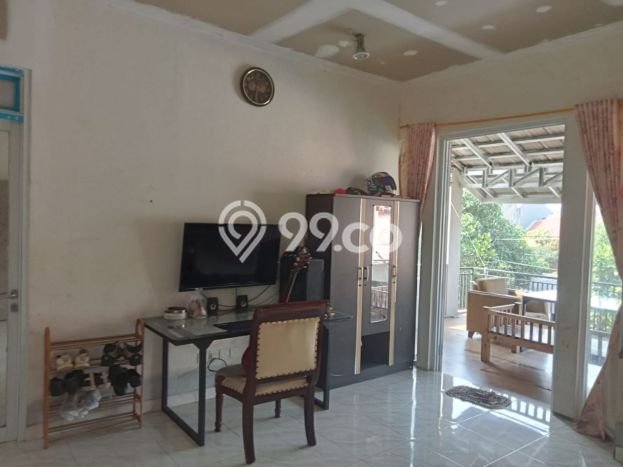 Rumah Strategis Modern Lb 180m2 di Pamulang, Tangerang Selatan Rumah Strategis Modern Lb 180m2 di Pamulang, Tangerang Selatan