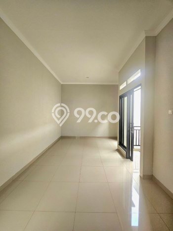 Jual Rumah Bagus Siap Huni LB 100m2 di Cinere, Depok Jual Rumah Bagus Siap Huni LB 100m2 di Cinere, Depok