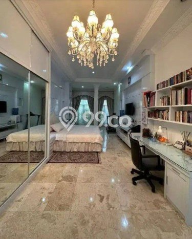 Rumah Mewah LB 480m2 Siap Pakai Desain Elegan di Jati Padang, Jakarta Selatan Rumah Mewah LB 480m2 Siap Pakai Desain Elegan di Jati Padang, Jakarta Selatan