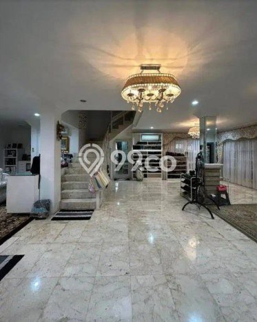 Rumah Mewah LB 480m2 Siap Pakai Desain Elegan di Jati Padang, Jakarta Selatan Rumah Mewah LB 480m2 Siap Pakai Desain Elegan di Jati Padang, Jakarta Selatan