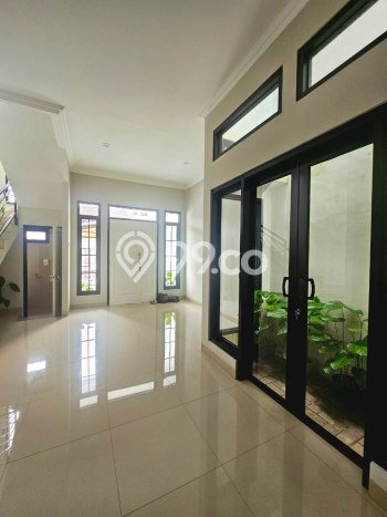 Jual Rumah Bagus Siap Huni LB 100m2 di Cinere, Depok Jual Rumah Bagus Siap Huni LB 100m2 di Cinere, Depok