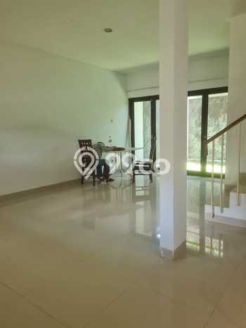 Hunian Cantik Minimalis Lb 109m2 di Pamulang, Tangerang Selatan Hunian Cantik Minimalis Lb 109m2 di Pamulang, Tangerang Selatan