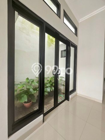 Jual Rumah Bagus Siap Huni LB 100m2 di Cinere, Depok Jual Rumah Bagus Siap Huni LB 100m2 di Cinere, Depok
