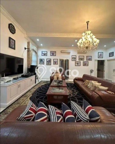 Rumah Mewah LB 480m2 Siap Pakai Desain Elegan di Jati Padang, Jakarta Selatan Rumah Mewah LB 480m2 Siap Pakai Desain Elegan di Jati Padang, Jakarta Selatan