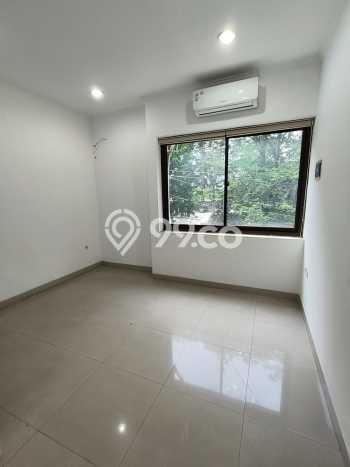 Ruko Disewa di Kelapa Gading, Jakarta Utara, LT 75m2 / LB 180m2 Ruko Disewa di Kelapa Gading, Jakarta Utara, LT 75m2 / LB 180m2