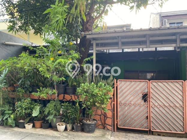 For Sale Rumah 3 Kamar Lokasi Ideal Bagus dan Strategis di Kelapa Gading For Sale Rumah 3 Kamar Lokasi Ideal Bagus dan Strategis di Kelapa Gading
