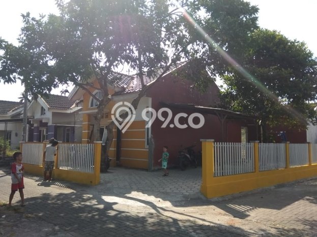 LISTING BARU! Rumah kawasan Purwokerto , Siap Huni, 2 KT, Akses Purwokerto , Purwokerto, Purwokerto, Luas 130m² LB 72m² LISTING BARU! Rumah kawasan Purwokerto , Siap Huni, 2 KT, Akses Purwokerto , Purwokerto, Purwokerto, Luas 130m² LB 72m²