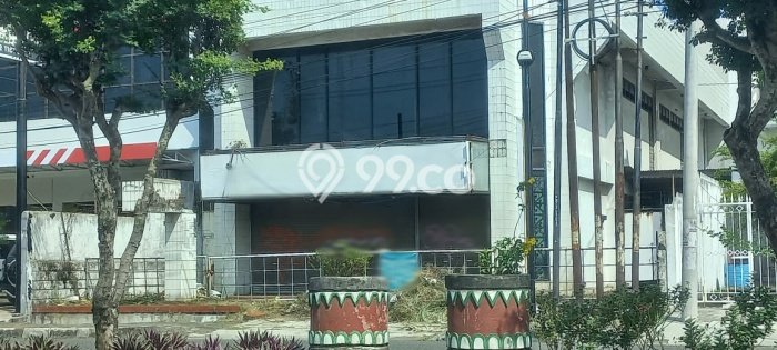 Disewakan Ruko komersial di Purwokerto Selatan luas bangunan 900m2 Disewakan Ruko komersial di Purwokerto Selatan luas bangunan 900m2