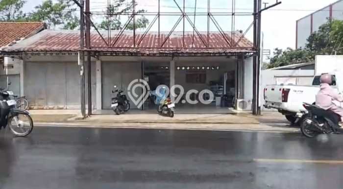 Ruko Dijual Lokasi Emas di Banyumas Luas 900m2 Ruko Dijual Lokasi Emas di Banyumas Luas 900m2