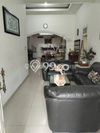 Rumah Modern 4 Kamar LT 200m2 di Curug Mekar Rumah Modern 4 Kamar LT 200m2 di Curug Mekar