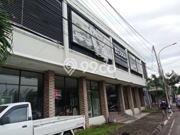 Ruko Kawasan Pekalipan, Luas 720m2m², Pusat Bisnis, Lokasi Strategis Ruko Kawasan Pekalipan, Luas 720m2m², Pusat Bisnis, Lokasi Strategis