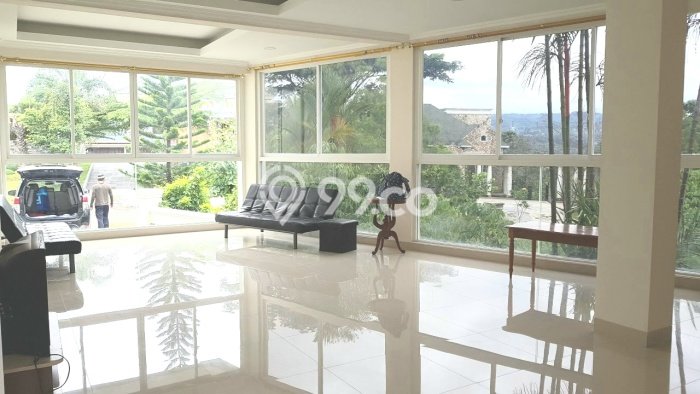 Hunian Elit LB 265m2 Siap Huni Desain Elegan di Sentul City, Bogor Hunian Elit LB 265m2 Siap Huni Desain Elegan di Sentul City, Bogor
