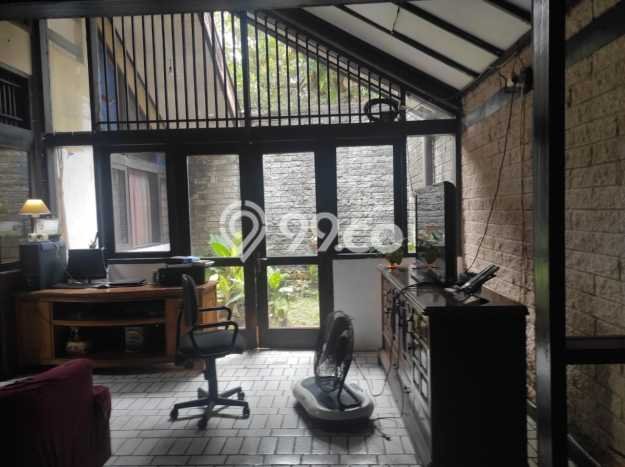 For Sale Rumah Elit Exclusive di Pesanggrahan, Jakarta Selatan For Sale Rumah Elit Exclusive di Pesanggrahan, Jakarta Selatan