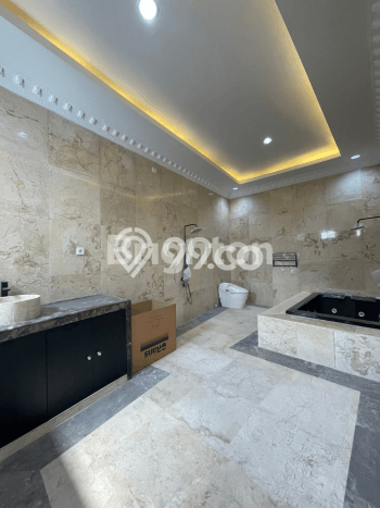 Rumah Elit Modern Siap Huni di Ciganjur Jakarta Selatan Rumah Elit Modern Siap Huni di Ciganjur Jakarta Selatan