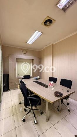 Ruko Dijual di Prime Area Jakarta Selatan Luas 180m2 Ruko Dijual di Prime Area Jakarta Selatan Luas 180m2