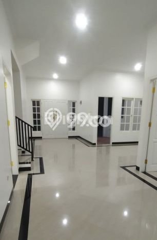 Hunian Mewah LB 180m2 Siap Pakai Desain Elegan di Kebagusan, Jakarta Selatan Hunian Mewah LB 180m2 Siap Pakai Desain Elegan di Kebagusan, Jakarta Selatan