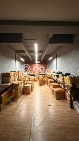 Unit Ruko Dijual di Jakarta Selatan LT 192m2 & LB 360m2 Unit Ruko Dijual di Jakarta Selatan LT 192m2 & LB 360m2