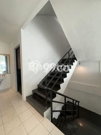 Ruko Dijual di Prime Area Jakarta Selatan Luas 330m2 Ruko Dijual di Prime Area Jakarta Selatan Luas 330m2