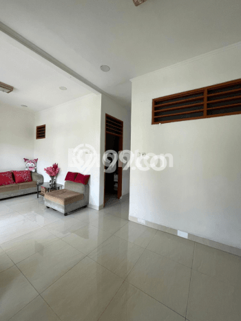 Rumah Luas Asri 3 KT Siap Pakai di Lebak Bulus Jakarta Selatan Rumah Luas Asri 3 KT Siap Pakai di Lebak Bulus Jakarta Selatan