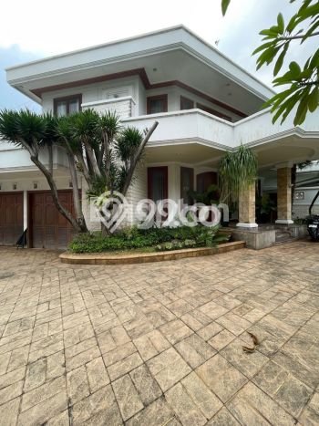 Ready to Use! Premium House LT 914m2 Desain Modern di Pondok Indah Ready to Use! Premium House LT 914m2 Desain Modern di Pondok Indah