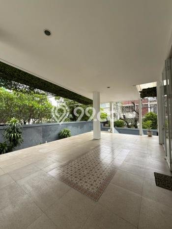 Dijual Rumah Mewah Megah Dengan View Eksklusif di Pondok Indah, Jakarta Selatan Dijual Rumah Mewah Megah Dengan View Eksklusif di Pondok Indah, Jakarta Selatan