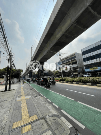FOR RENT! Ruko di Fatmawati Cocok untuk Bisnis 250m2 FOR RENT! Ruko di Fatmawati Cocok untuk Bisnis 250m2