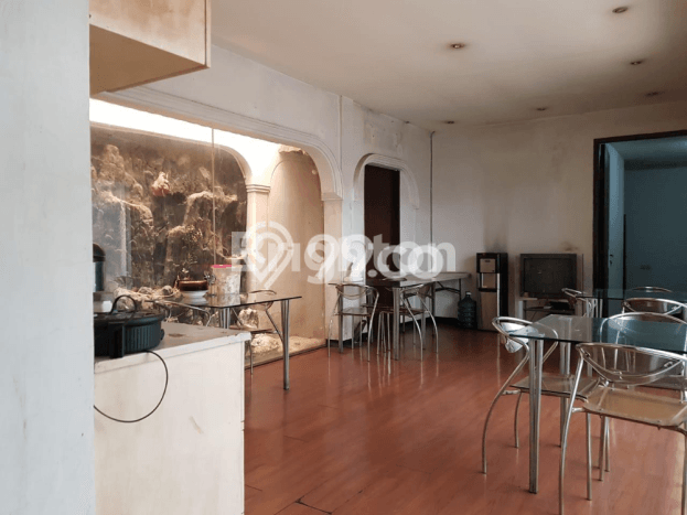 Rumah Elit LB 450m2 Siap Huni Desain Elegan di Kemang, Jakarta Selatan Rumah Elit LB 450m2 Siap Huni Desain Elegan di Kemang, Jakarta Selatan
