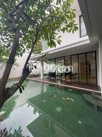 Hunian Mewah LB 800m2 Siap Huni Desain Elegan di Cipete, Jakarta Selatan Hunian Mewah LB 800m2 Siap Huni Desain Elegan di Cipete, Jakarta Selatan