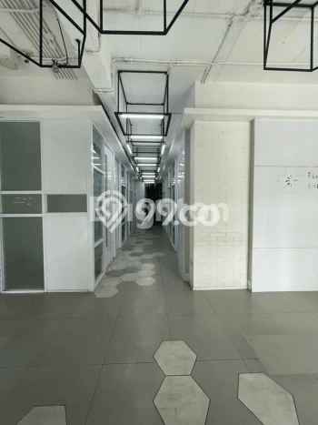 Unit Ruko Dijual di Jakarta Selatan LT 211m2 & LB 520m2 Unit Ruko Dijual di Jakarta Selatan LT 211m2 & LB 520m2