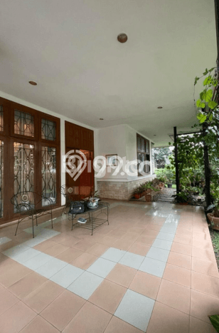 Ready to Use! Luxury House LT 470m2 Desain Modern di Lebak Bulus Ready to Use! Luxury House LT 470m2 Desain Modern di Lebak Bulus