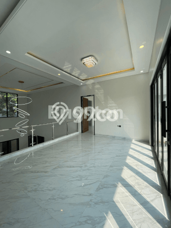 Ready to Use! Premium House LT 307m2 Desain Modern di Radio Dalam Ready to Use! Premium House LT 307m2 Desain Modern di Radio Dalam