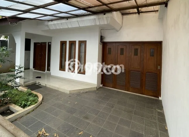 Rumah Luxury Modern Tanpa Renovasi di Permata Hijau Jakarta Selatan Rumah Luxury Modern Tanpa Renovasi di Permata Hijau Jakarta Selatan