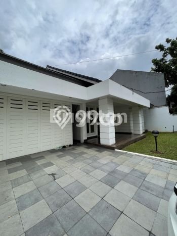 For Sale! Luxury House LT 618m2 Desain Modern di Bangka For Sale! Luxury House LT 618m2 Desain Modern di Bangka