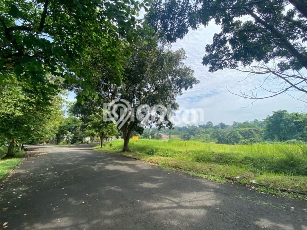 Tanah di Cinere, Depok Luas 548m2 Dijual Segera Tanah di Cinere, Depok Luas 548m2 Dijual Segera