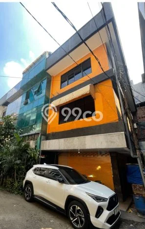 Ruko Disewa di Jakarta Selatan dengan LB 150m2 Area Komersial Ramai Ruko Disewa di Jakarta Selatan dengan LB 150m2 Area Komersial Ramai