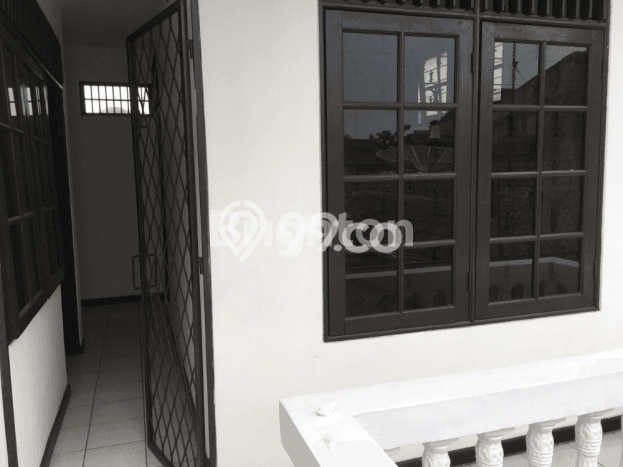 Rumah Luxury Modern Tanpa Renovasi di Lebak Bulus Jakarta Selatan Rumah Luxury Modern Tanpa Renovasi di Lebak Bulus Jakarta Selatan
