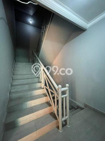 Unit Komersial Tersedia di Kemang Spesifikasi LB 100m2 Unit Komersial Tersedia di Kemang Spesifikasi LB 100m2