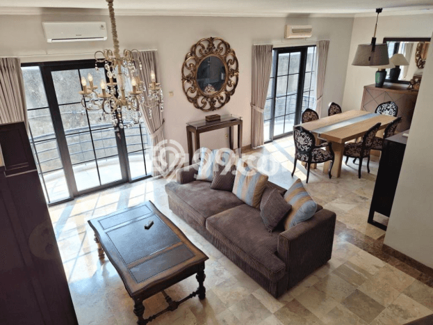 Rumah Mewah LB 320m2 Siap Huni Desain Elegan di Kemang, Jakarta Selatan Rumah Mewah LB 320m2 Siap Huni Desain Elegan di Kemang, Jakarta Selatan