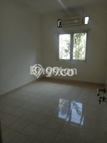 Dijual Cepat Rumah Bagus Siap Huni LB 65m2 di Cinere, Depok Dijual Cepat Rumah Bagus Siap Huni LB 65m2 di Cinere, Depok
